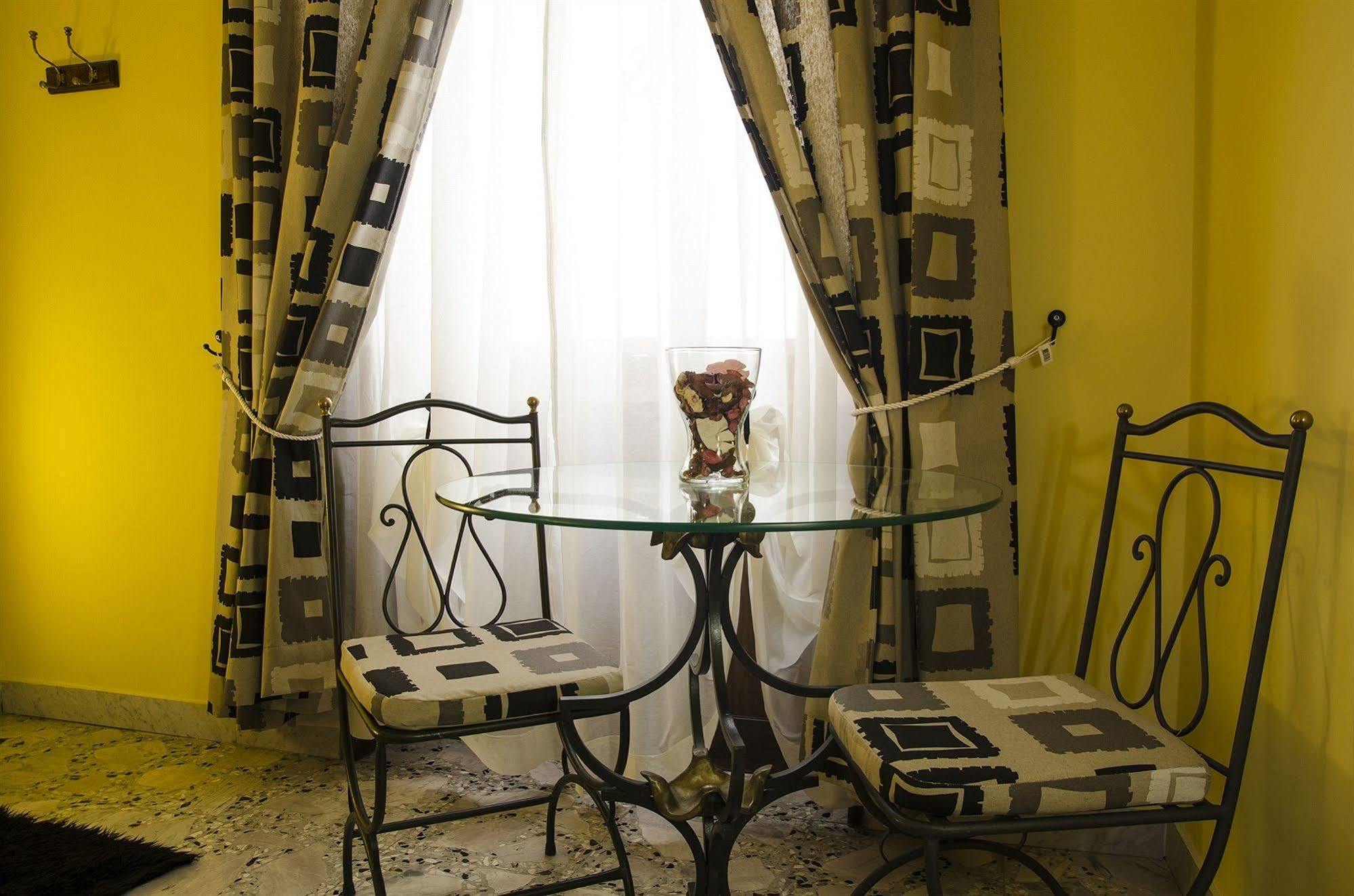 Auberge de jeunesse Backpacker Naples